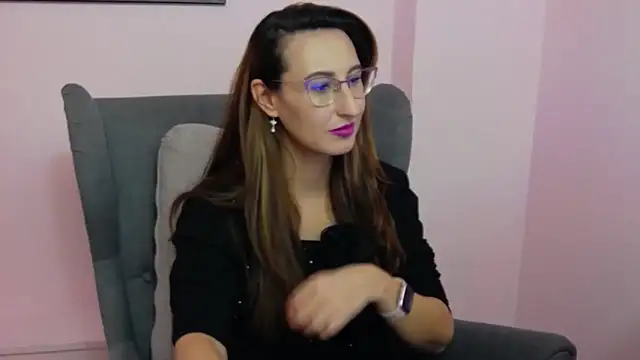 LysAd online show from November 2025 04:33:02 PM