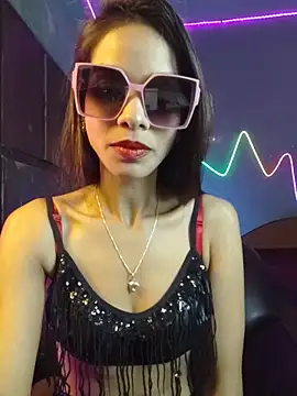 Snapshot of royeoy22 chatting on April 2026 01:59:01 PM royeoy22 online show from April 2026 01:59:01 PM