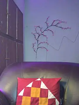 Snapshot of royeoy22 chatting on April 2026 04:38:02 AM royeoy22 online show from April 2026 04:38:02 AM