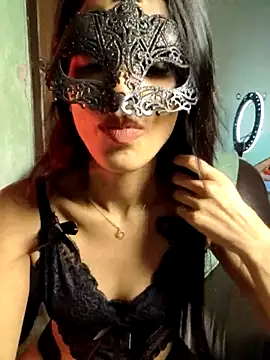 royeoy22 online show from September 2025 12:44:02 PM