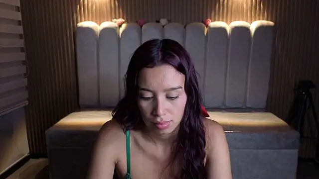 Mia Evans 1 online show from June 2026 08:53:01 PM