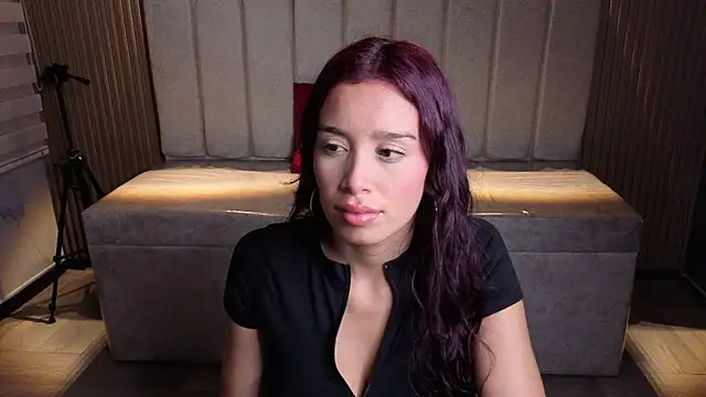  Mia Evans 1 online show from June 2026 08:17:01 PM