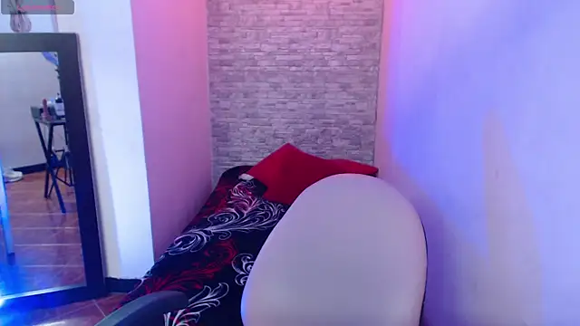  Mia Evans 1 online show from November 2025 12:03:02 AM