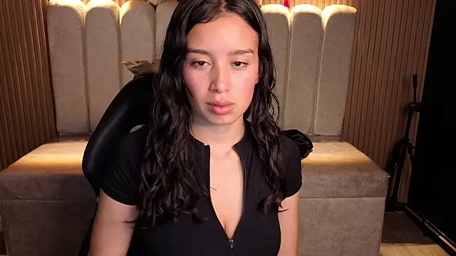  Mia Evans 1 online show from March 2026 08:46:01 PM