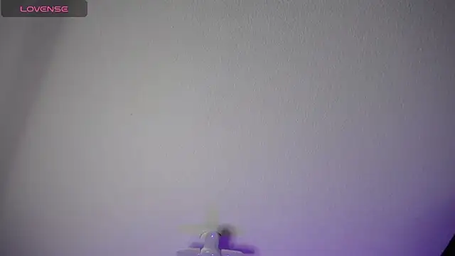  Charlotte Collins  online show from June 2026 04:50:01 PM