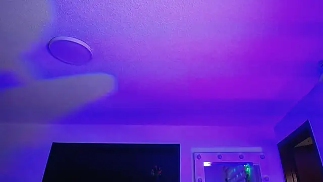  Charlotte Collins  online show from January 2026 02:13:02 PM