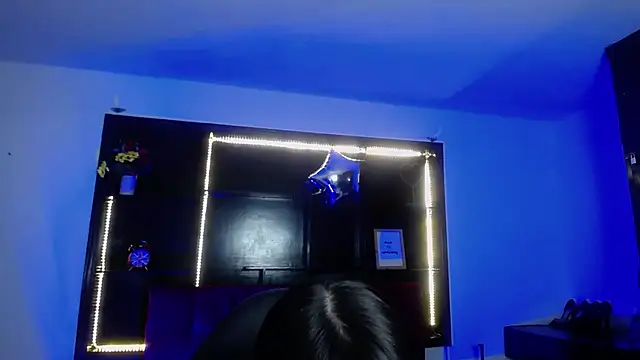  Charlotte Collins  online show from March 2026 03:08:02 PM