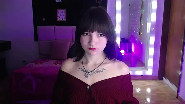  Charlotte Collins  online show from November 2025 02:28:02 PM