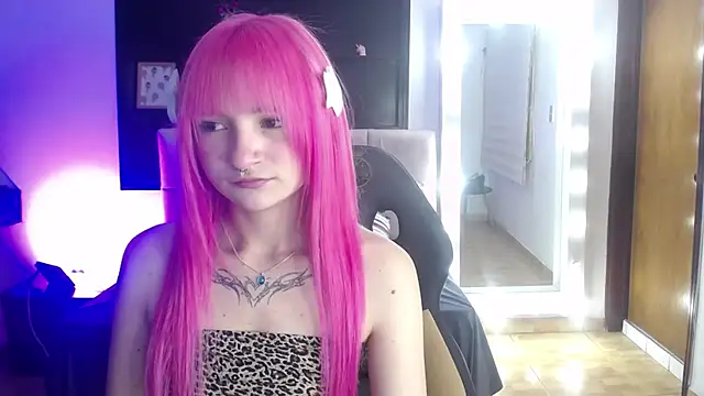  Charlotte Collins  online show from July 2026 04:37:01 PM