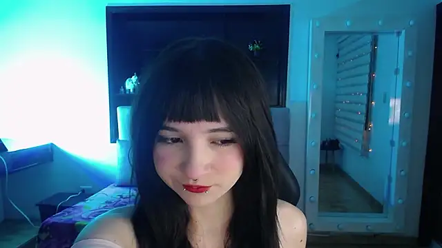  Charlotte Collins  online show from February 2026 02:47:02 PM