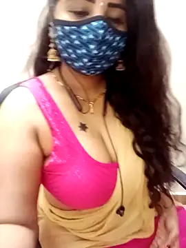 Snapshot of tamil_Vennila chatting on January 2026 10:24:01 PM tamil Vennila online show from January 2026 10:24:01 PM