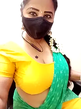 Snapshot of tamil_Vennila chatting on February 2026 01:18:01 PM tamil Vennila online show from February 2026 01:18:01 PM