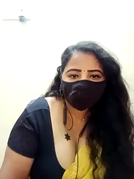 Snapshot of tamil_Vennila chatting on December 2025 10:43:01 AM tamil Vennila online show from December 2025 10:43:01 AM