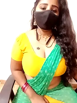 Snapshot of tamil_Vennila chatting on January 2026 07:23:01 PM tamil Vennila online show from January 2026 07:23:01 PM