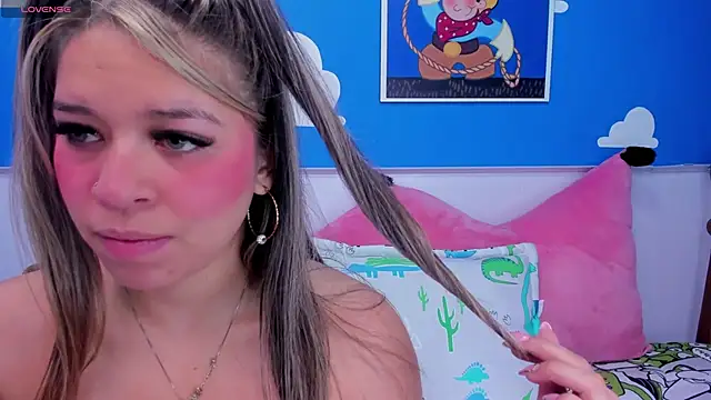 Snapshot of miss__evolet chatting on January 2026 11:03:02 AM miss evolet online show from January 2026 11:03:02 AM