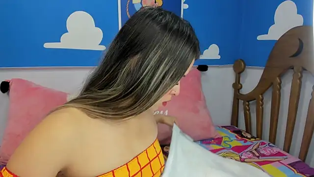 miss  evolet online show from November 2025 11:03:01 AM