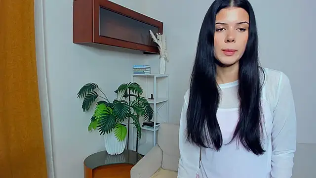 JoCauterucci online show from September 2025 06:45:01 AM