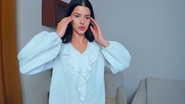 JoCauterucci online show from September 2025 06:50:02 AM