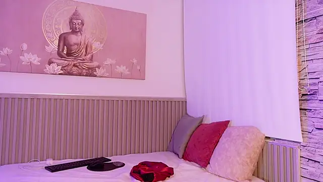 liz monserrat 1 online show from November 2025 07:56:02 AM