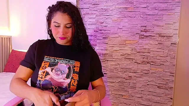 liz monserrat 1 online show from October 2025 07:48:01 PM