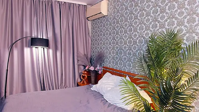 exposed lizzy online show from November 2025 08:53:02 PM