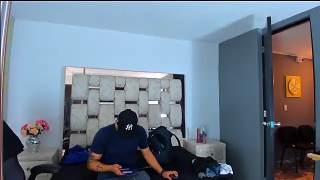 AngelAndChris online show from September 2025 12:08:02 PM