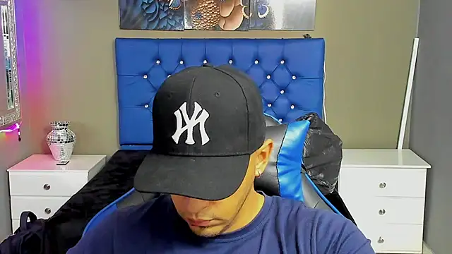 AngelAndChris online show from September 2025 12:11:01 PM