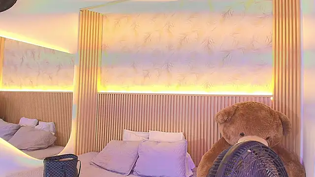 Liss-Reyes online show from March 2026 01:14:02 PM