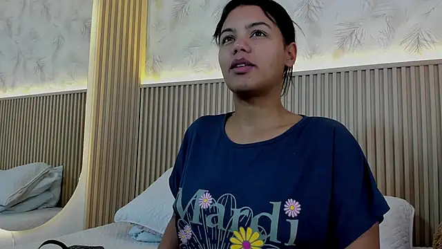Liss-Reyes online show from February 2026 01:22:01 PM