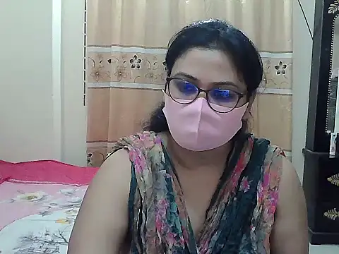 Snapshot of Elena_cruz5 chatting on November 2025 12:42:01 PM Elena cruz5 online show from November 2025 12:42:01 PM