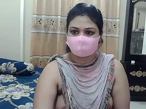 Snapshot of Elena_cruz5 chatting on October 2025 02:03:02 PM Elena cruz5 online show from October 2025 02:03:02 PM