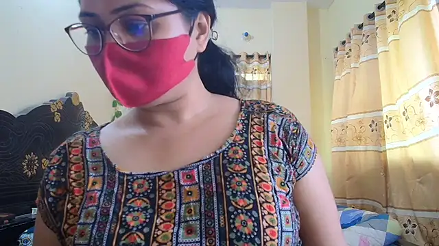 Elena cruz5 online show from April 2026 06:27:01 AM