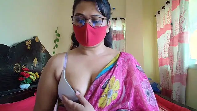 Snapshot of Elena_cruz5 chatting on February 2026 07:30:01 AM Elena cruz5 online show from February 2026 07:30:01 AM