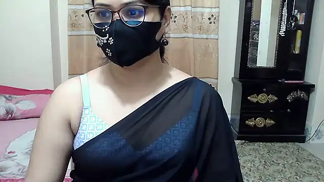 Snapshot of Elena_cruz5 chatting on December 2025 02:43:02 PM Elena cruz5 online show from December 2025 02:43:02 PM