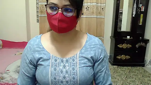 Snapshot of Elena_cruz5 chatting on December 2025 01:50:01 PM Elena cruz5 online show from December 2025 01:50:01 PM