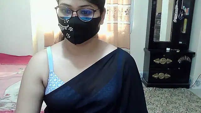 Snapshot of Elena_cruz5 chatting on December 2025 02:49:01 AM Elena cruz5 online show from December 2025 02:49:01 AM