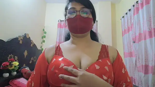 Elena cruz5 online show from March 2026 06:35:01 PM