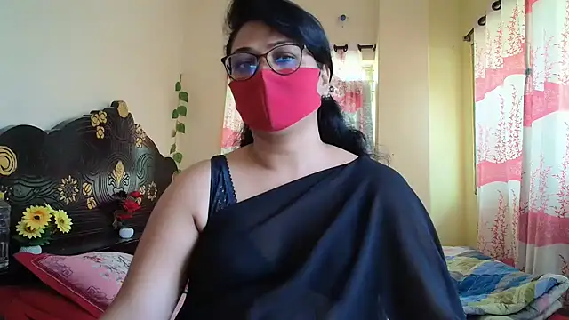 Snapshot of Elena_cruz5 chatting on February 2026 09:09:01 AM Elena cruz5 online show from February 2026 09:09:01 AM