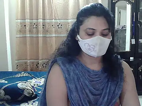 Snapshot of Elena_cruz5 chatting on October 2025 02:39:01 PM Elena cruz5 online show from October 2025 02:39:01 PM