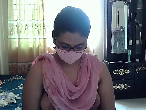 Snapshot of Elena_cruz5 chatting on October 2025 08:49:02 AM Elena cruz5 online show from October 2025 08:49:02 AM