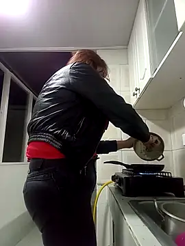 CARITOMIO online show from November 2025 11:19:02 PM