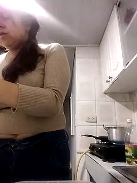 CARITOMIO online show from April 2026 12:24:01 AM