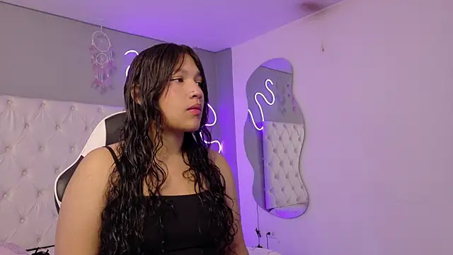 Emma visconti online show from November 2025 12:38:01 PM