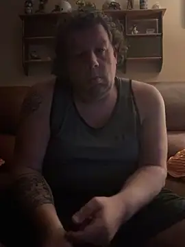 Stephanie1984 online show from April 2026 03:33:01 AM