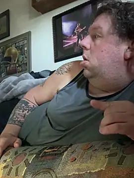 Stephanie1984 online show from April 2026 05:07:01 PM