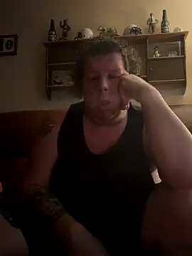 Stephanie1984 online show from October 2025 12:57:02 AM