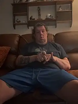 Stephanie1984 online show from April 2026 05:08:02 PM