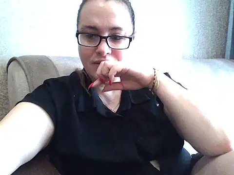 Snapshot of karina160000 chatting on January 2026 07:01:02 AM karina160000 online show from January 2026 07:01:02 AM