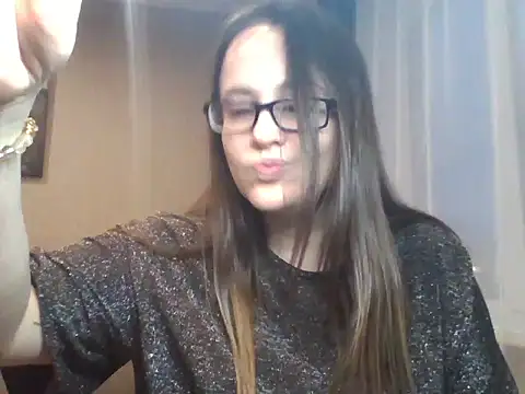 Snapshot of karina160000 chatting on February 2026 02:06:01 PM karina160000 online show from February 2026 02:06:01 PM