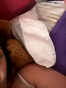 lulizoee online show from December 2025 06:41:01 PM